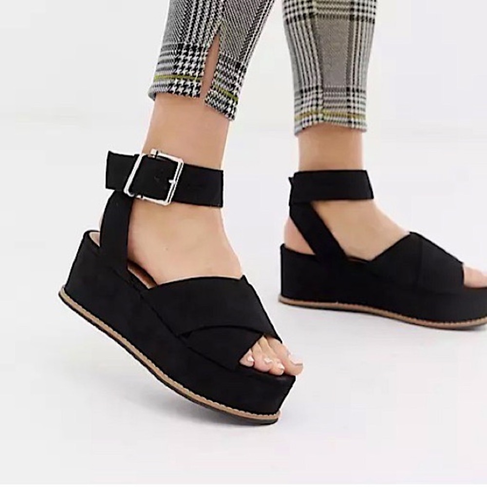 ASOS DESIGN Tactful Wedge Sandal